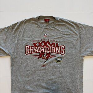 Vintage Y2K 2003 Super Bowl 37 Buccaneers NFL Reebok 2XL Oversized Gray Shirt